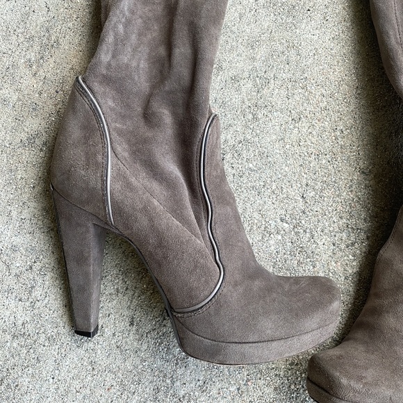SHY suede knee high boots heeled 36 Laceup back square toe used grey tan sand - Picture 2 of 8